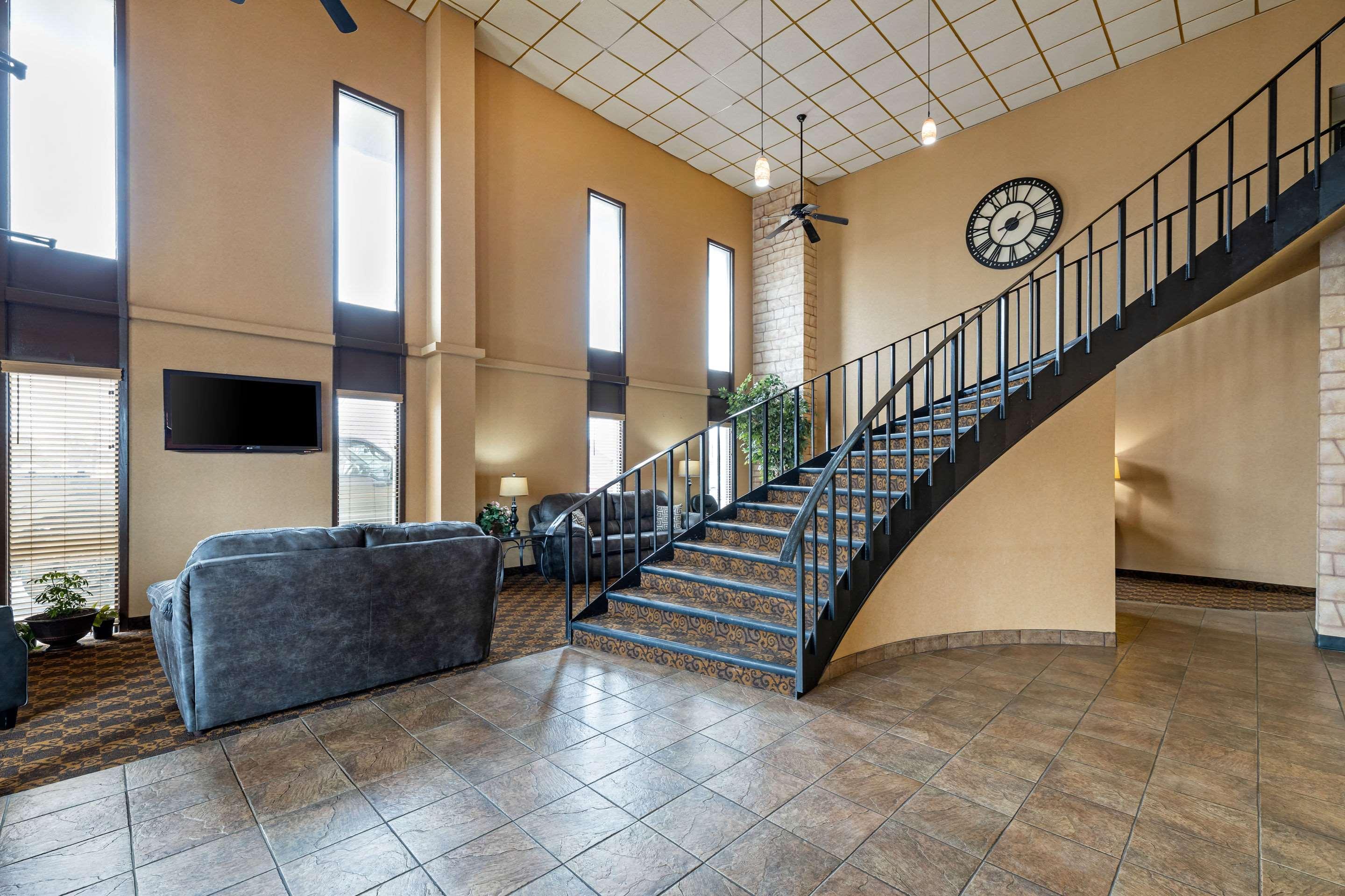 Rodeway Inn South Hutchinson Екстер'єр фото